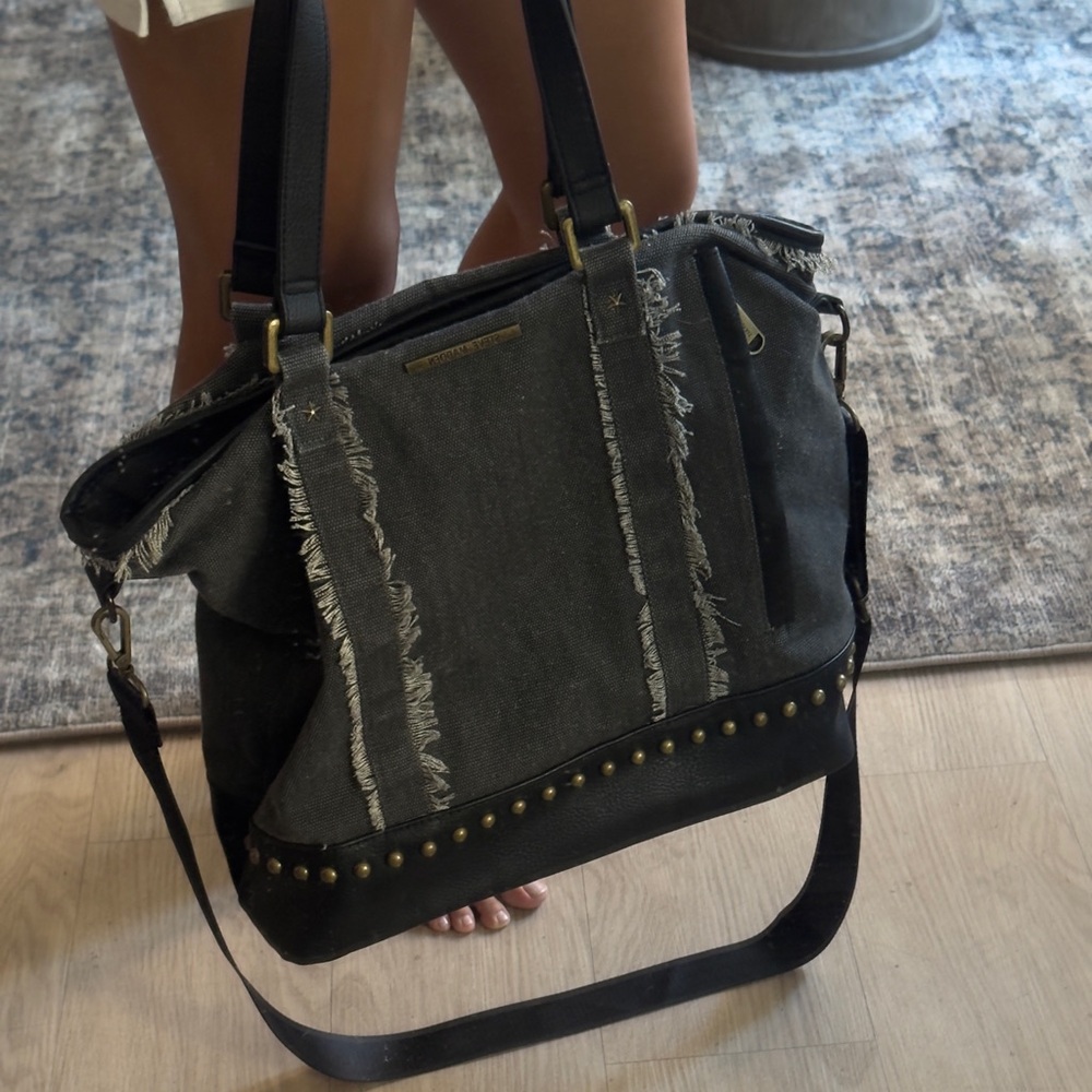 Steve Madden - Grunge Tote